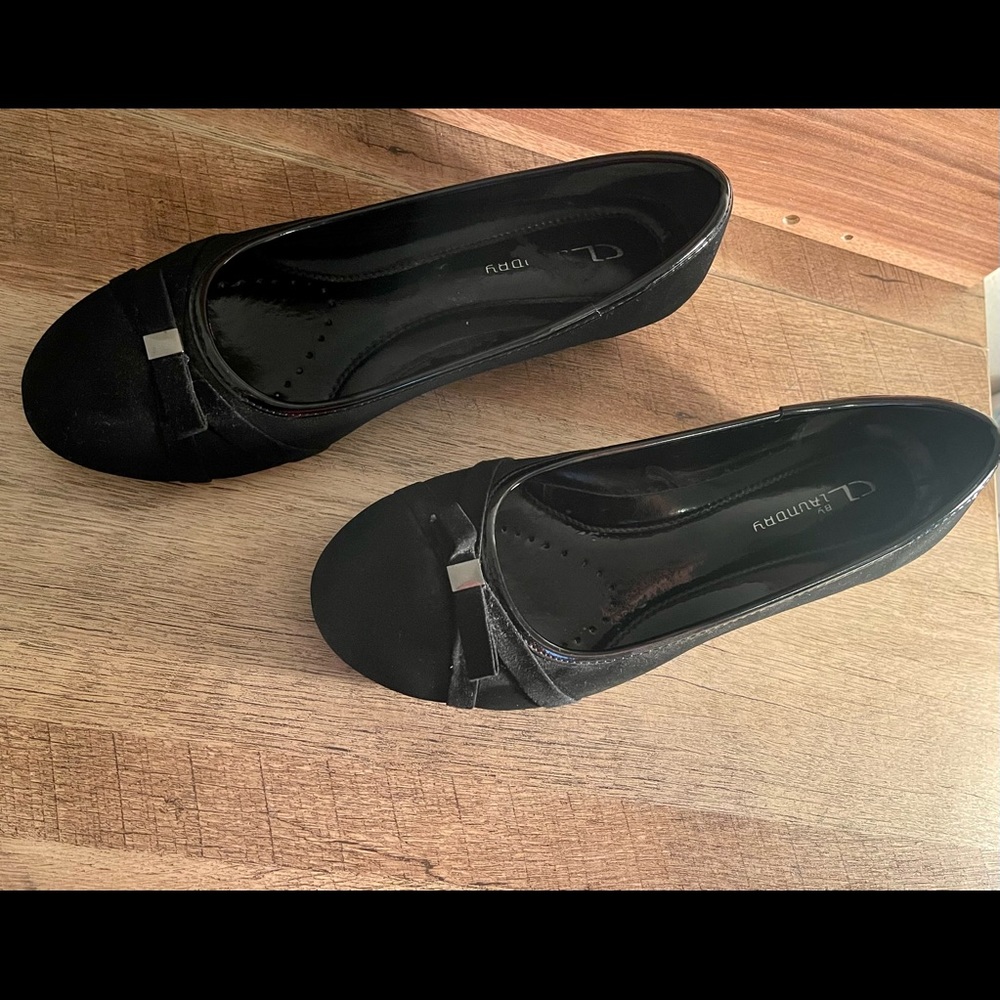 8 1/2 wide Women’s Dress Shoe